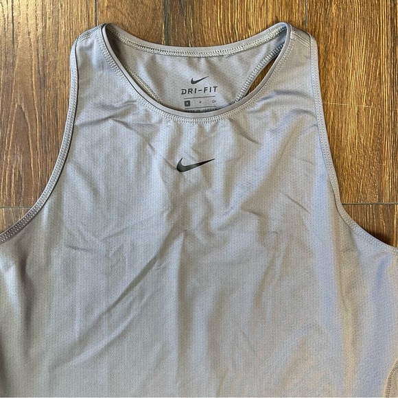 Nike Pro All Over Mesh Tank Gunsmoke/Black SZ SM - Picture 4 of 8